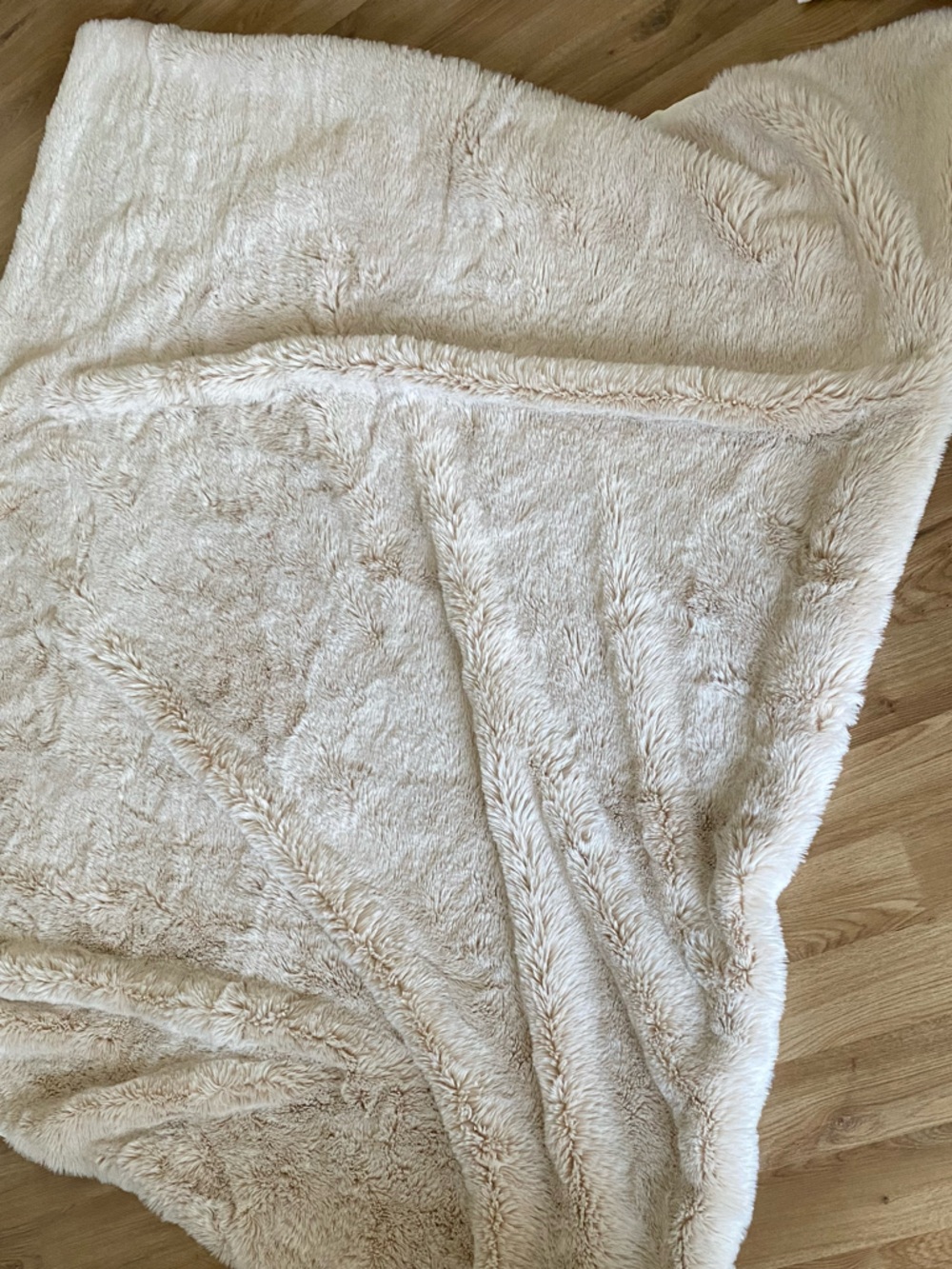 Anthropologie Plush Faux Fur Throw Blanket Powder Pink Modern Boho Home Bedding - Picture 9 of 9